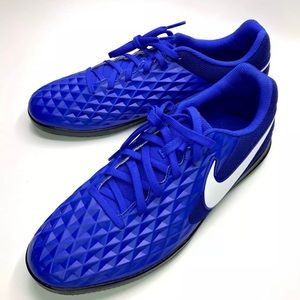 NIKE TIEMPO LEGEND 8 IC MENS AT6110-414 SIZE 11